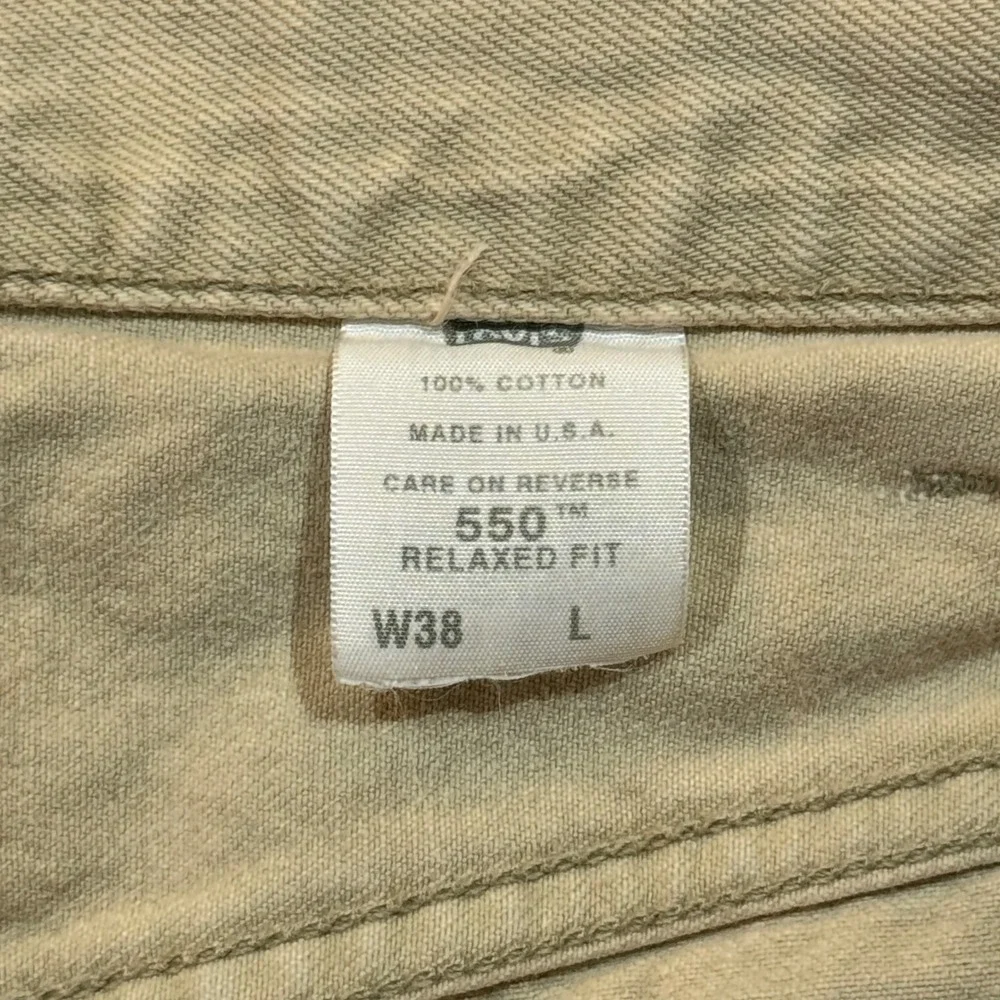 Vintage USA Made Levi's 550 Relaxed Fit Denim Shorts W38 Blank Tab Stone Khaki